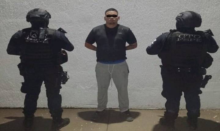 Detención en Celaya de Individuo con armas drogas y vehículos robados 