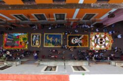 Celebrada la XVI Edición del Festival de Tapetes de la Muerte en el Centro Histórico de Guanajuato