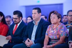 Diego Sinhue inaugura el 2º Encuentro Iberoamericano “Voces y Periodismo por la Paz” en Guanajuato