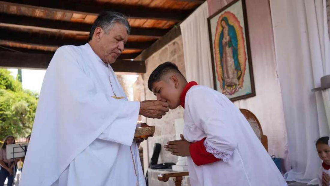 Padre Pistolas se disculpa