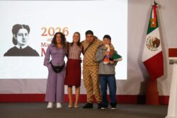 pato Merlín en Palacio Nacional